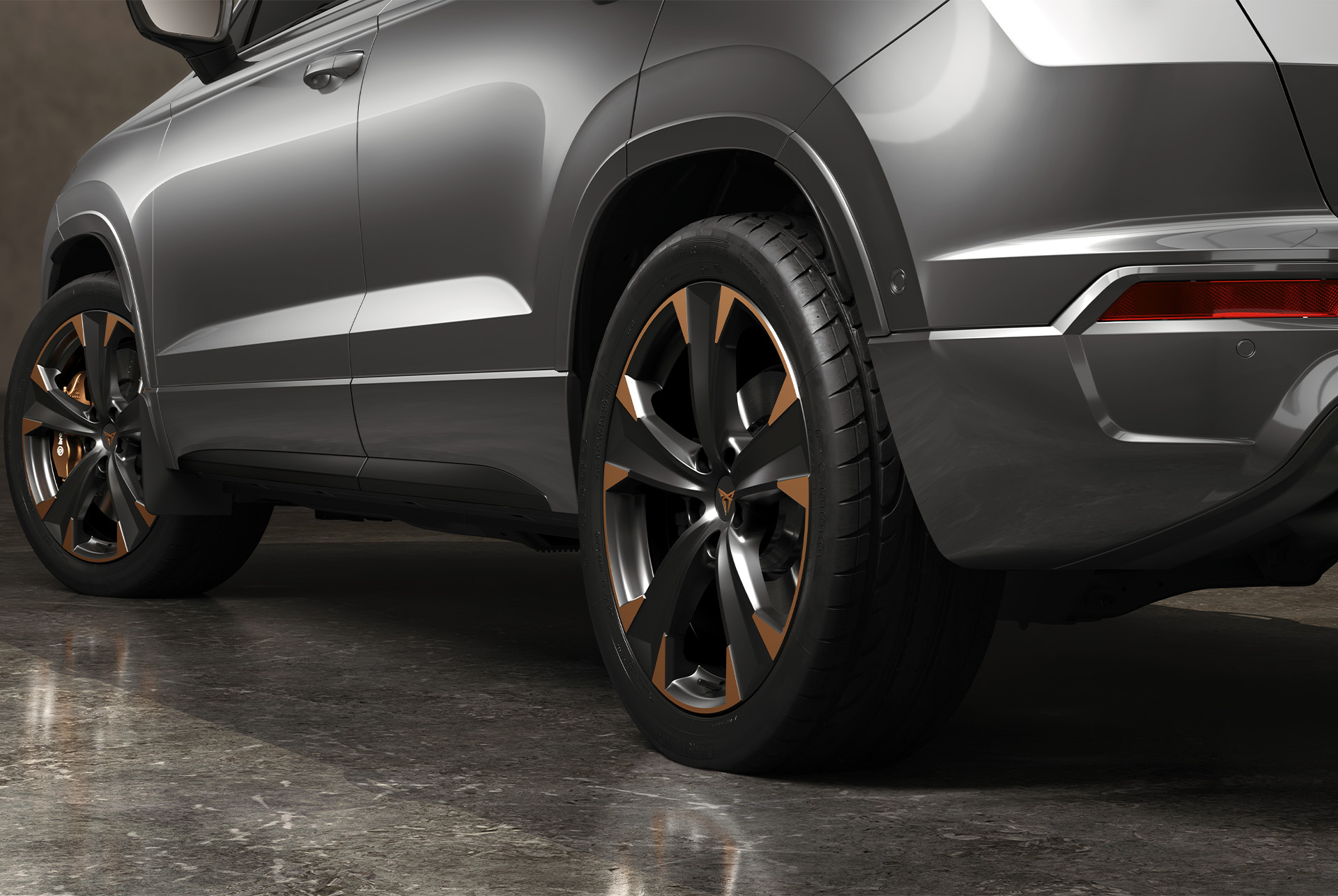 CUPRA Ateca with shielding front mudflaps, designed to avoid dirt and protect the underside of the car from dangerous impacts.